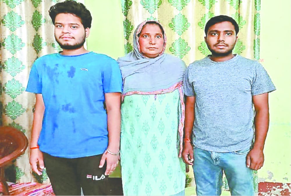 Amar Ujala Apanatva Abhiyan: Many Children parents died due to corona this year