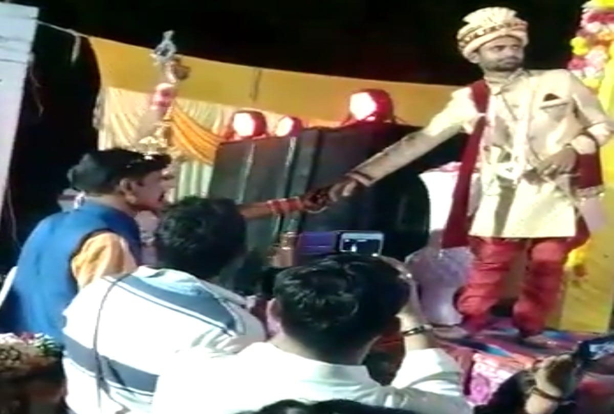 Before Jaimal, the bride opened fire, revolver confiscated, locked up on the way