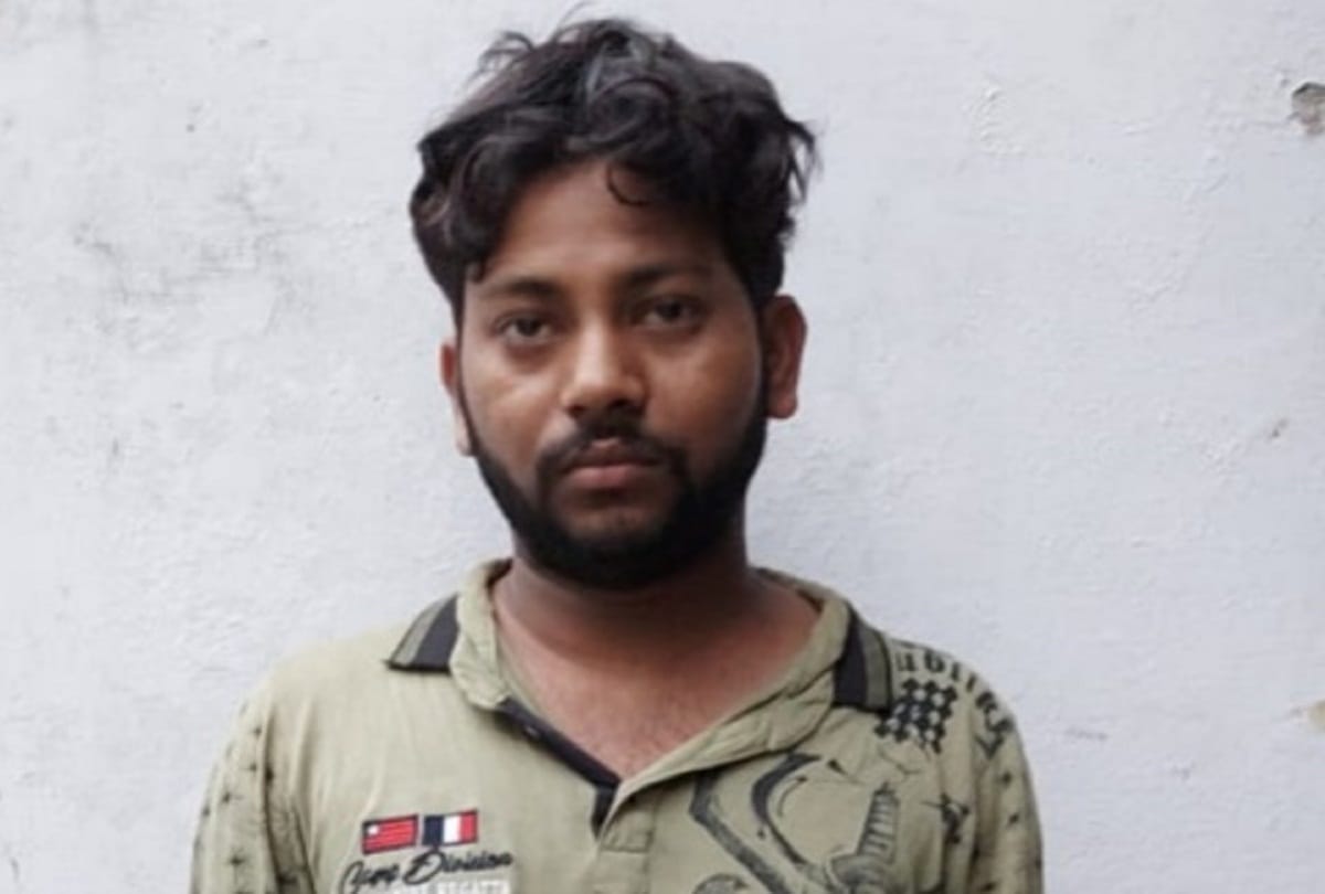 Smugglers of fake notes have spent lakhs of rupees in Prayagraj