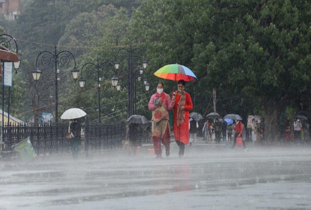 Torrential rain likely at many places in North India till Monday morning says IMD