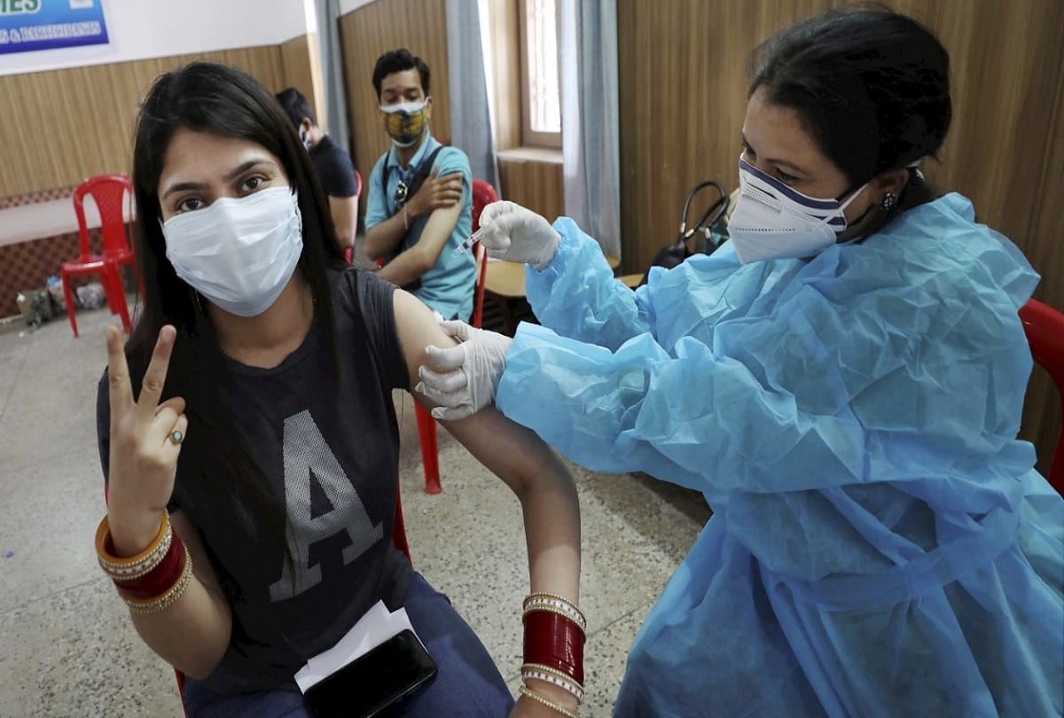 No slots for vaccination in government hospitals