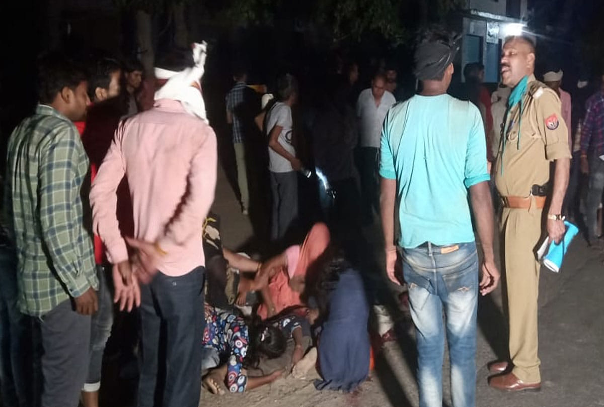 a man died in road accident in etawah