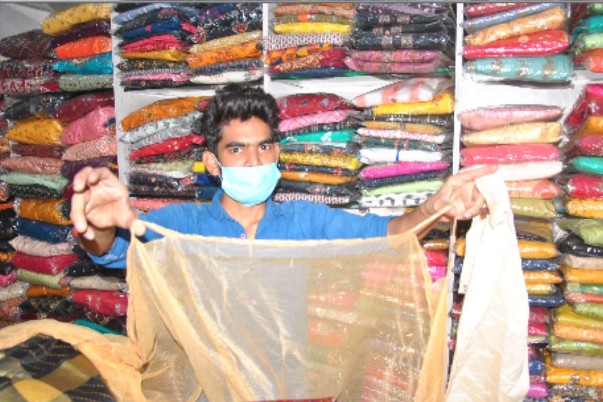 Rats munched on saris, ate shoes and even stationery during corona curfew in Meerut