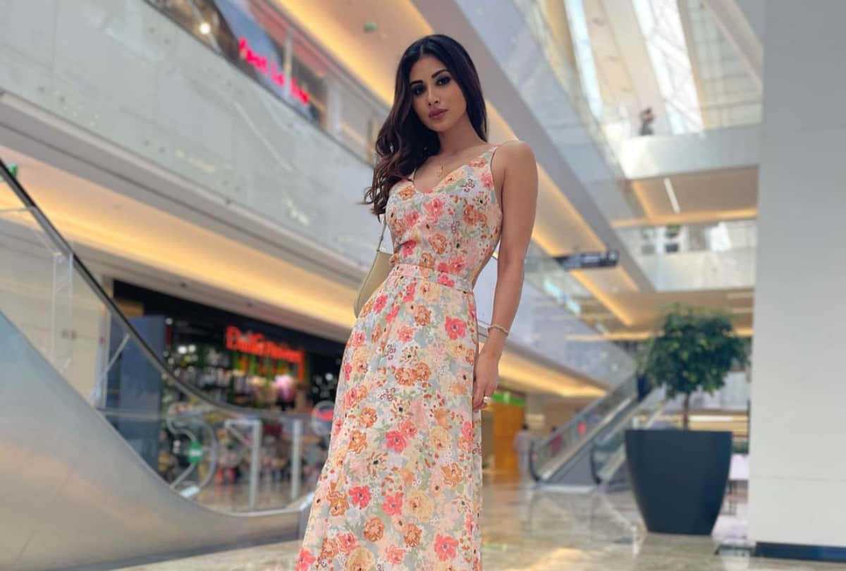 mouni roy looks elegant in yellow floral sharara