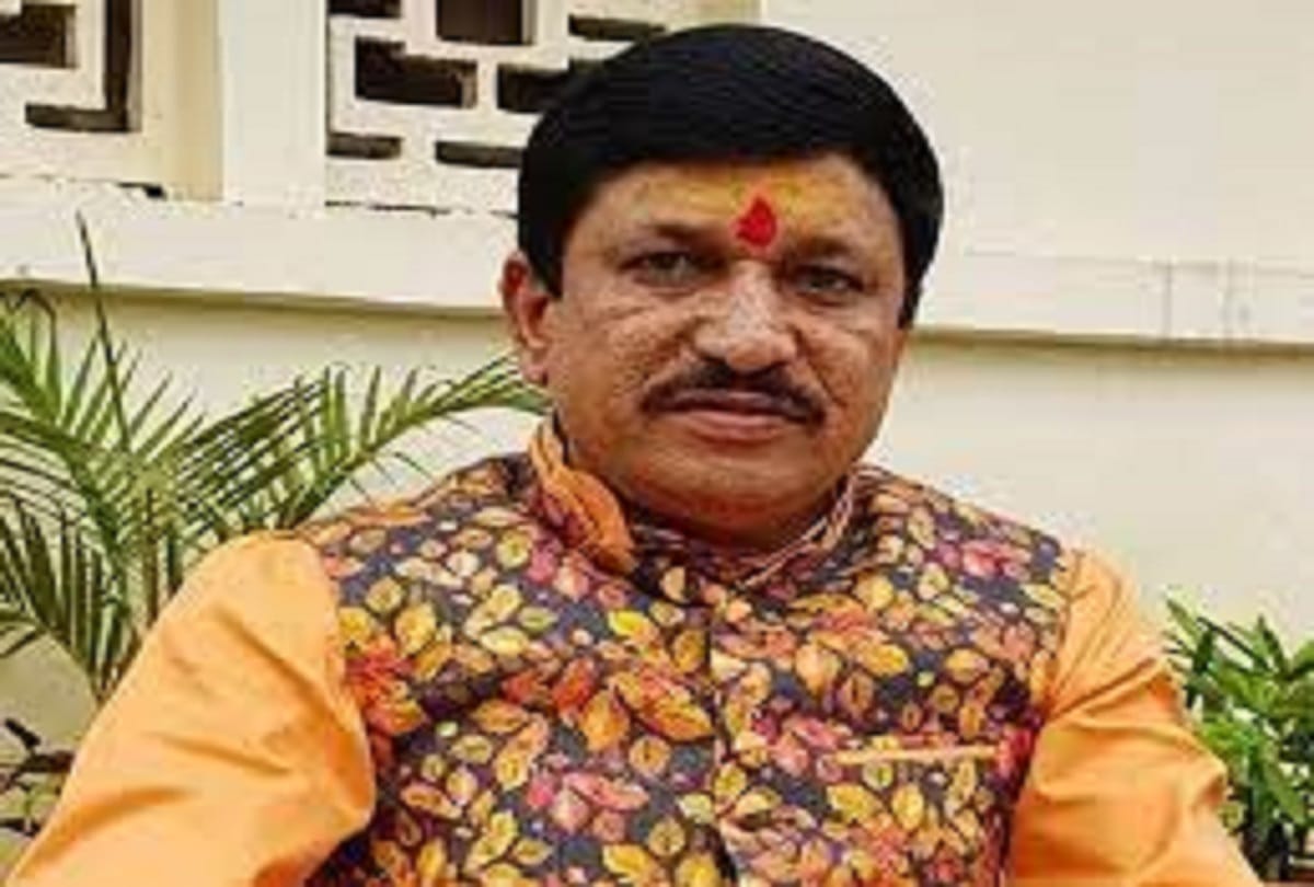 MP News: Narayan Tripathi asked the CM to end the electricity contract-outsourced workers' strike