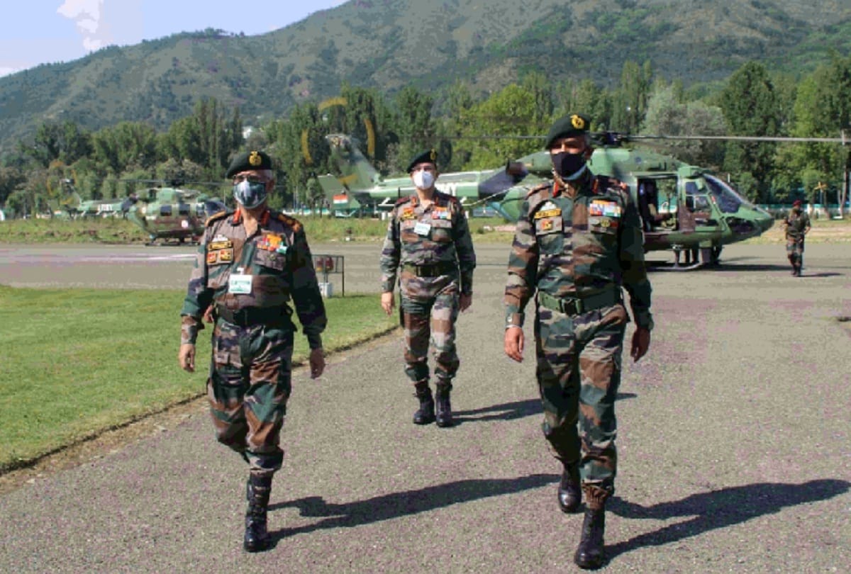 Army Chief Naravane reached Kashmir on the 100th day of the ceasefire