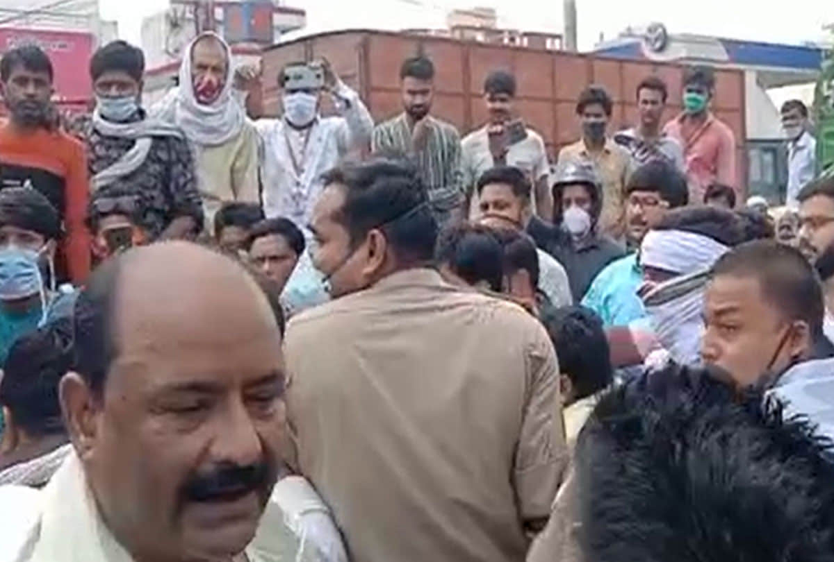 Former BJP leader Narayan Bhadauria and history sheeter Manoj Singh sent to jail, interrogated for several hours