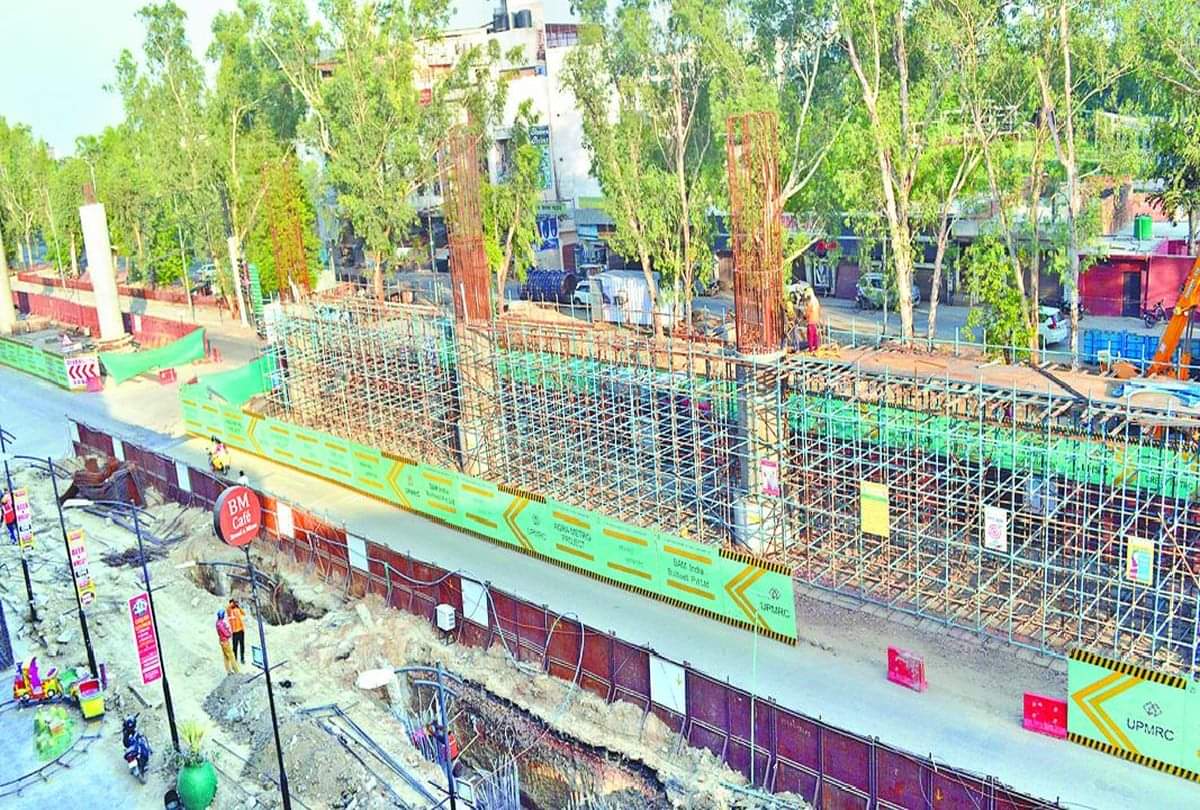 Agra Metro Work At Basai Station U Girders