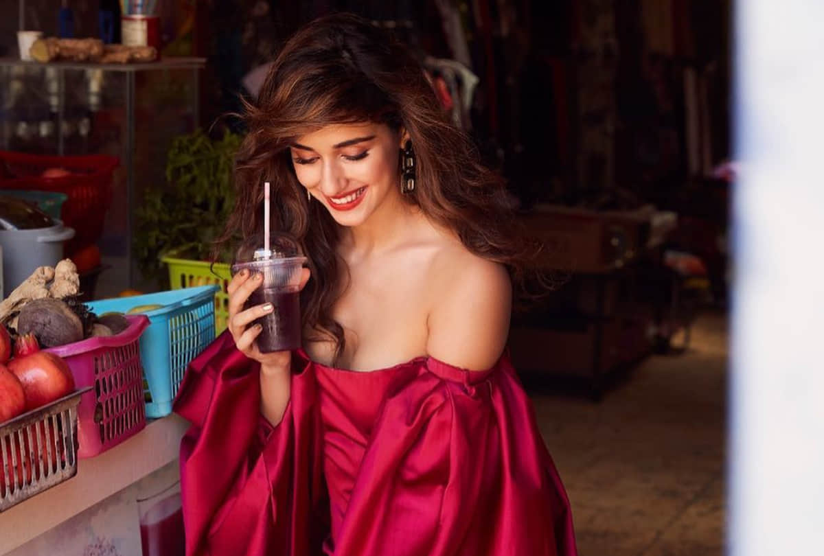 disha patani classic bold look in magazine photoshoot looking smoking hot