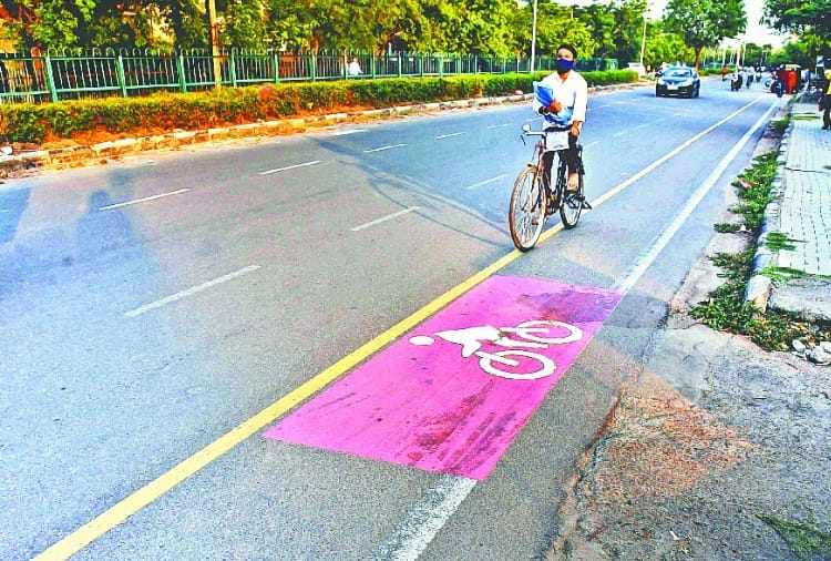 No cycle Track for Cyclists in Panchkula of Haryana