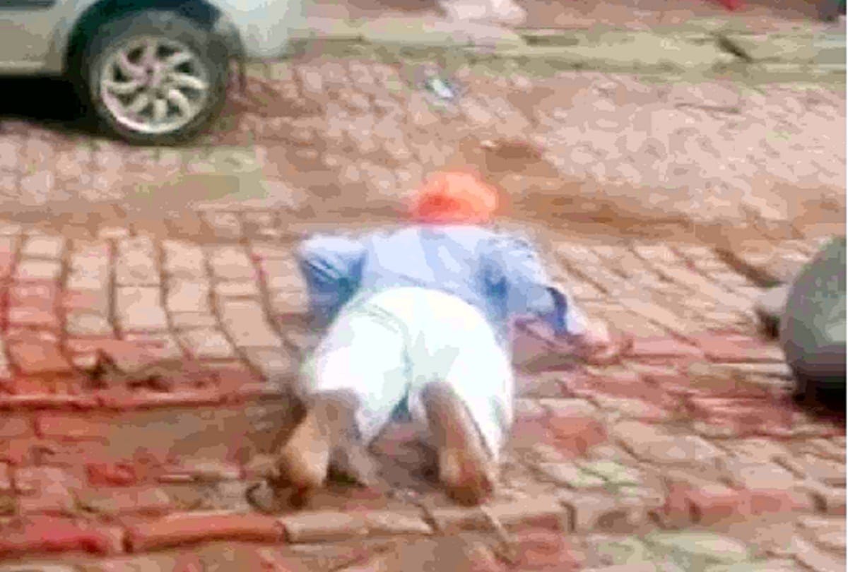 Mahakal temple reached after prostrating, Devesh took 36 hours to cover a distance of nine km