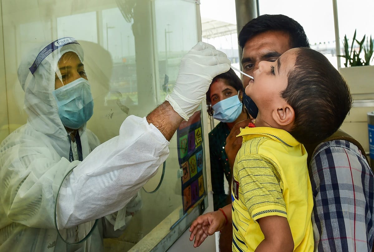 Coronavirus update according to experts the corona third wave is coming or not children are more at risk