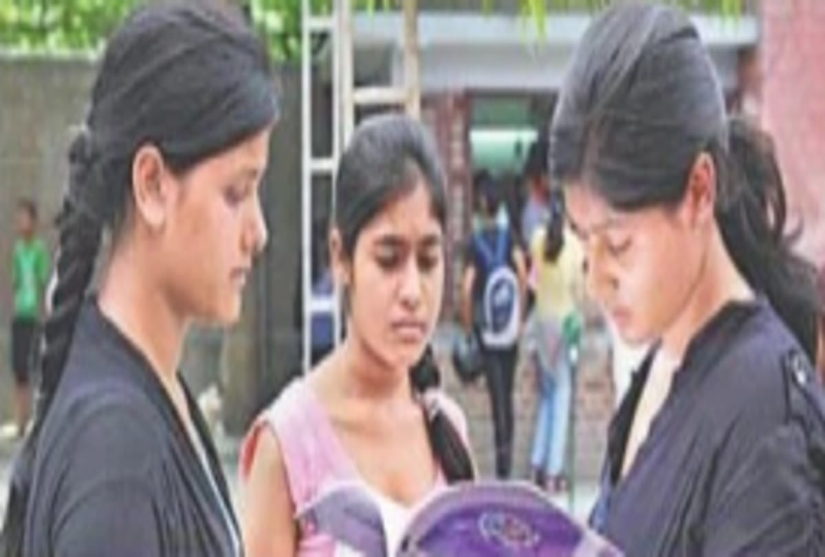 Parents of children preparing for JEE-NEET worried about marks now