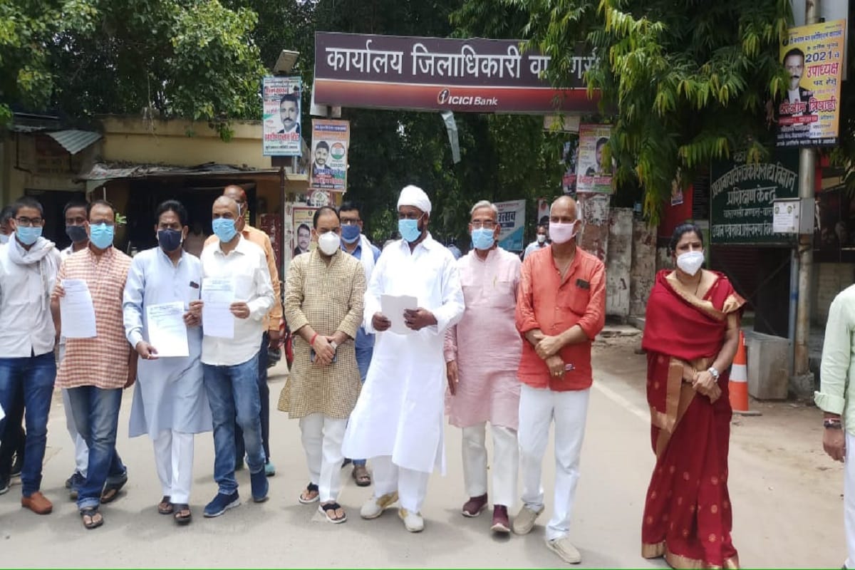 Demand raised for free corona vaccinnation for Every indian Varanasi Congress sent letter to President ram nath kovind