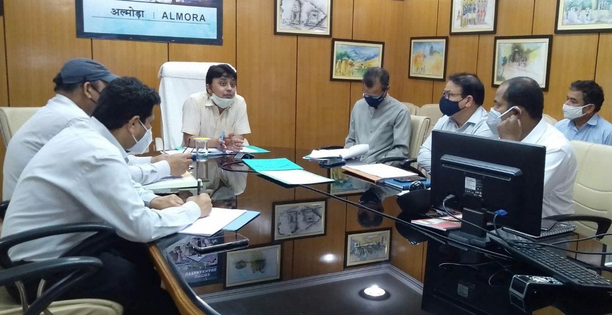 Projects should not remain pending due to forest land transfer: DM