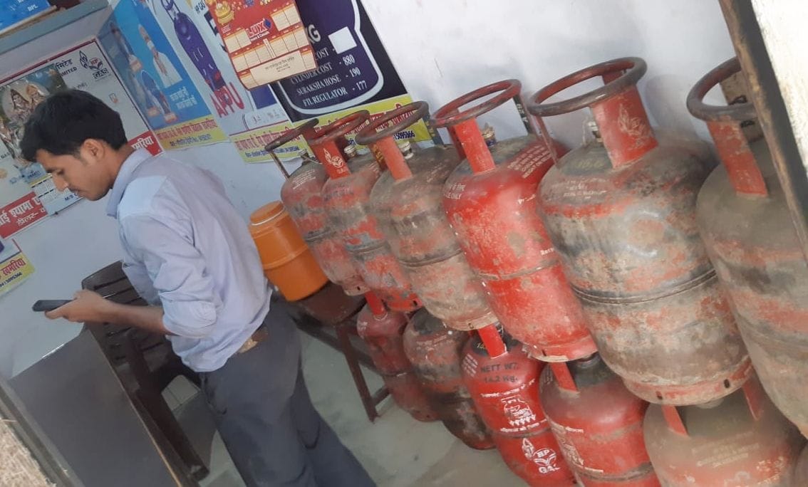 Illegally kept cylinders in the Siege godown