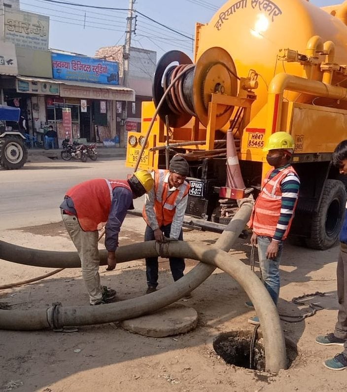 Tender fifteen times, Public Health Department could not buy sewer cleaning machine