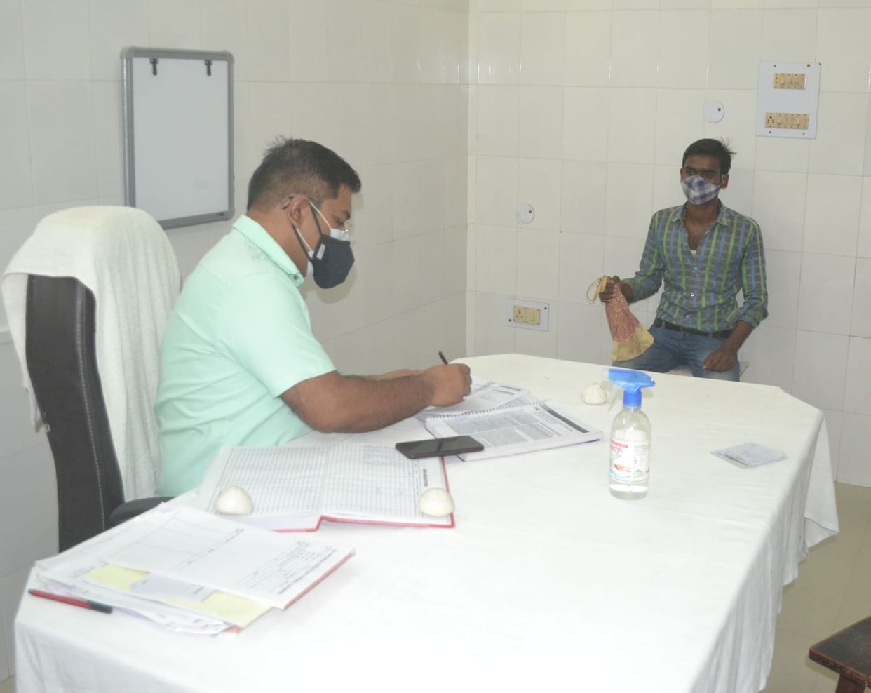 OPD started, 305 patients got treatment in Lohia