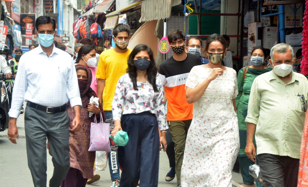 Shops will remain closed on Saturday, Sunday, people who came for shopping broke the rules