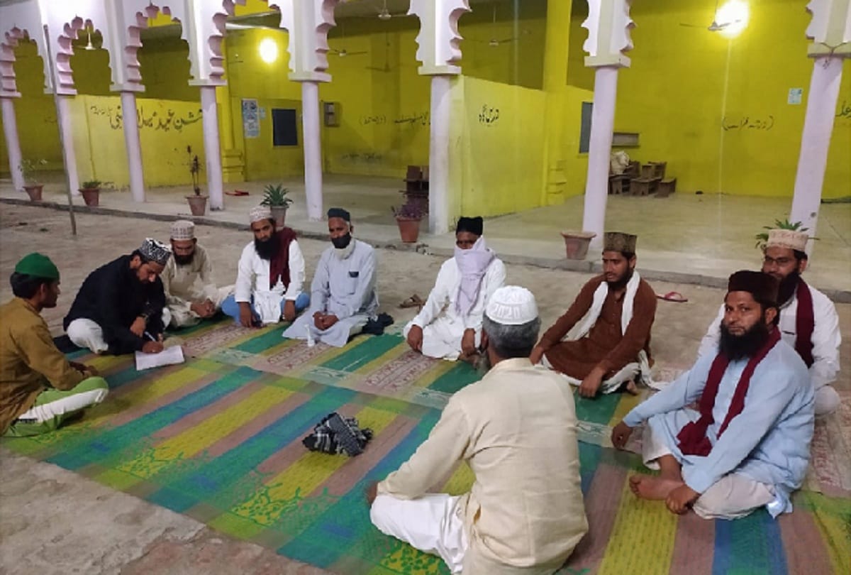 announcement of ulema, Muslim girls should stay away from mobile, if weddings play DJ, they will not teach nikha