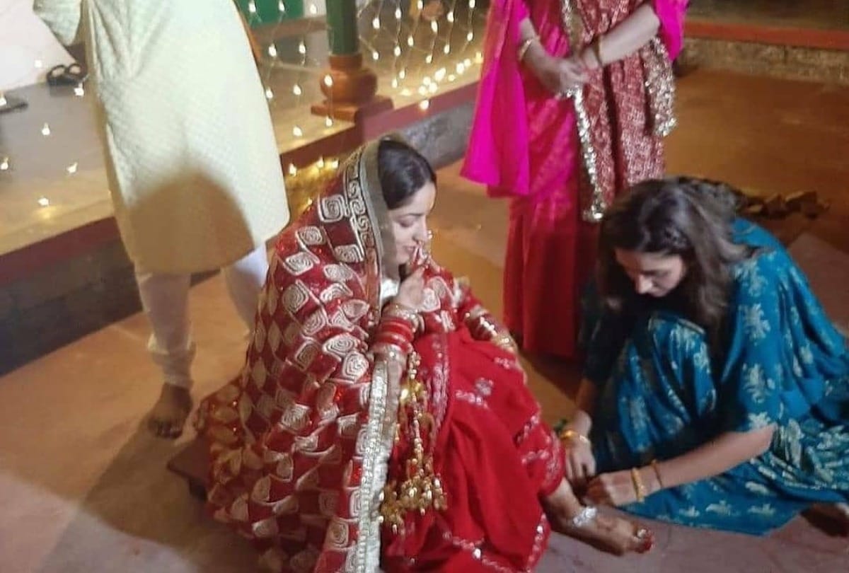 Yami gautam tied knot with uri director Aditya Dhar see beautiful photo