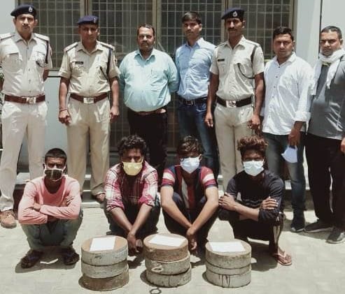 Four arrested of gang stealing OHE weight from railway line