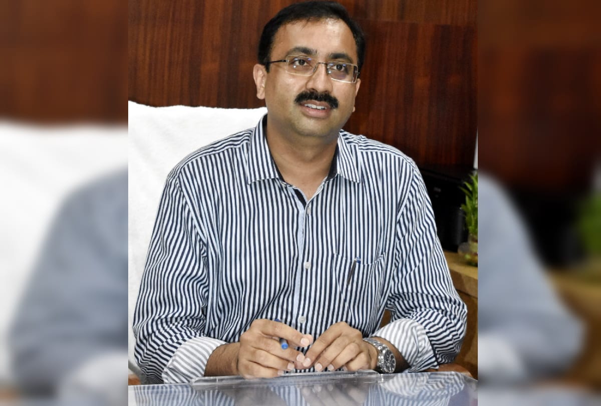 New commissioner Ravi Kumar NG took charge in gorakhpur