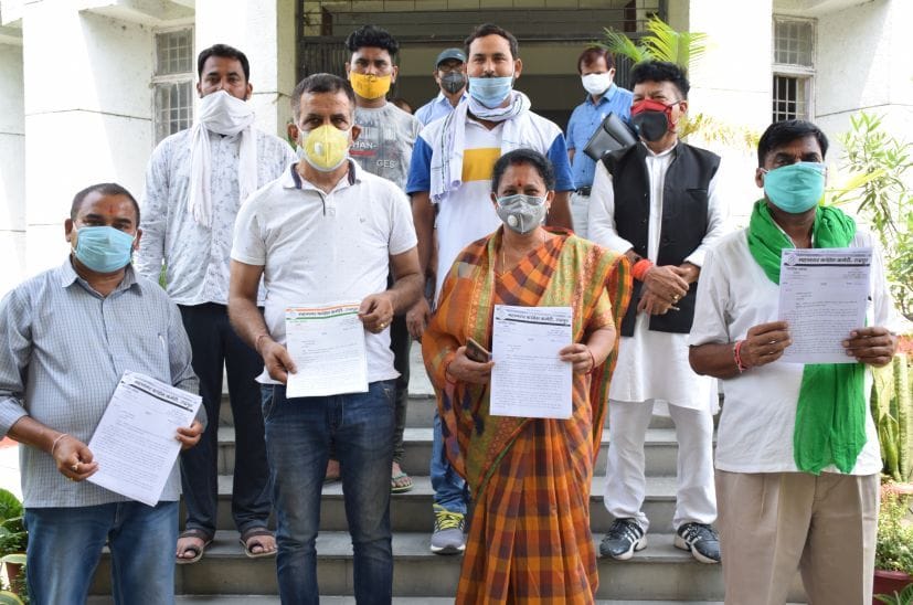 Congress Demands one Crore Vaccination per Day