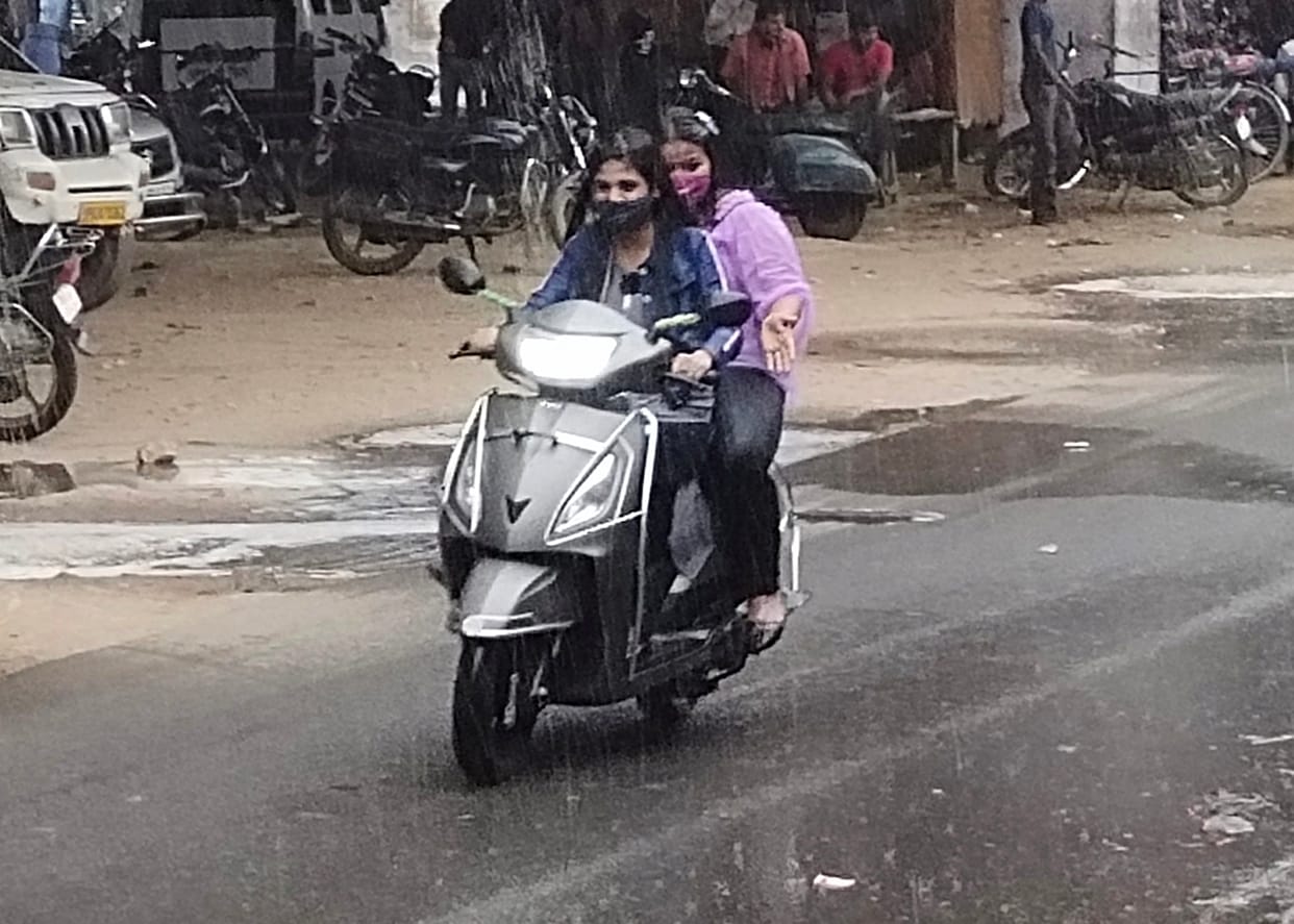 Rain accompanied by strong wind, scorching sun, relief from heat
