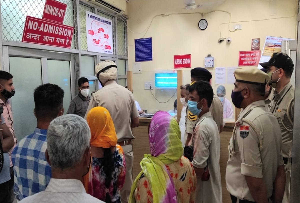 father in law attacked daughter-in-law and grandson with sharp weapon in una himachal