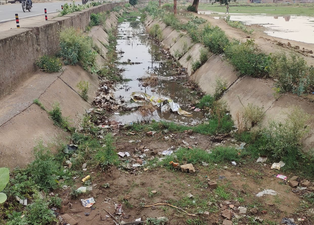 Farmers of 55 villages are waiting for water to come in Rajbha