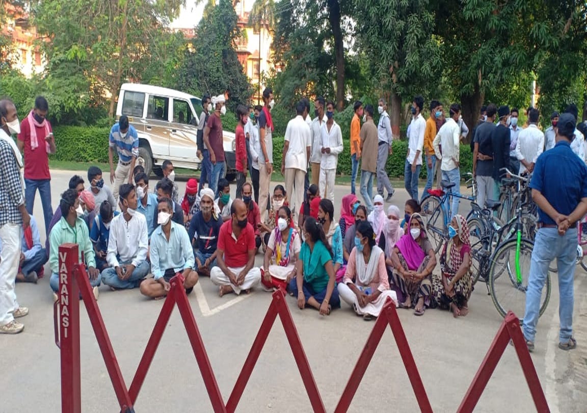 Outsourcing workers sitting on protest in DRDO hospital Varanasi for hike salary