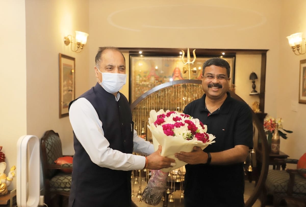 Modern art hospital and ethanol plant will be set up in Himachal, 1000 d type oxygen cylinders will be available, Union Minister assures CM Jairam
