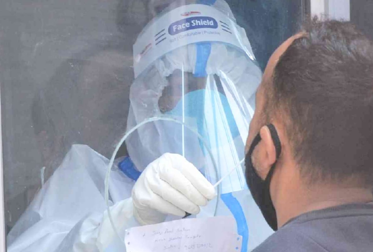 59-year-old man cured who spent 411 days infected with B.1 variant in late 2020