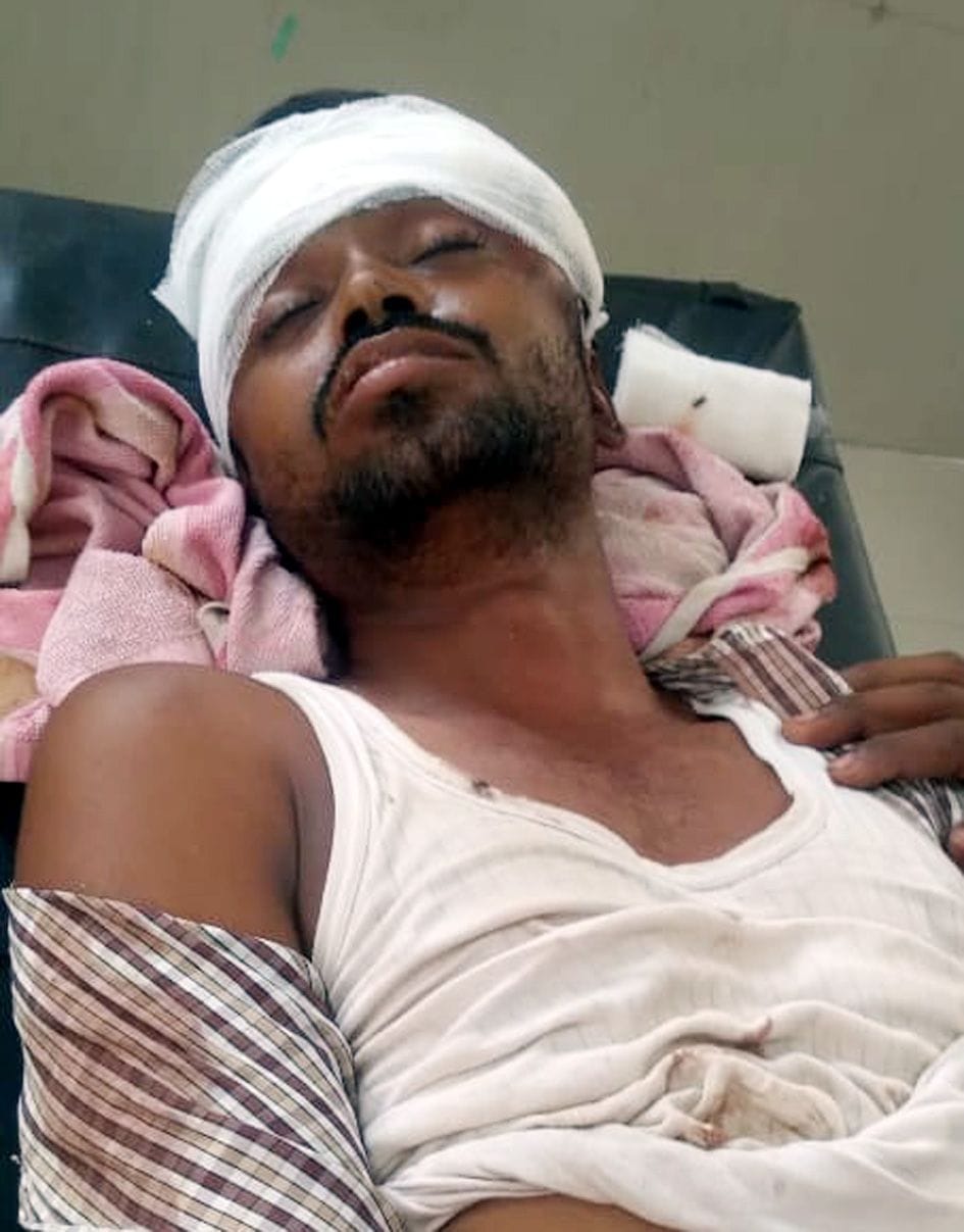 yuvak ne khud ko golee maaree, haalat gambheer