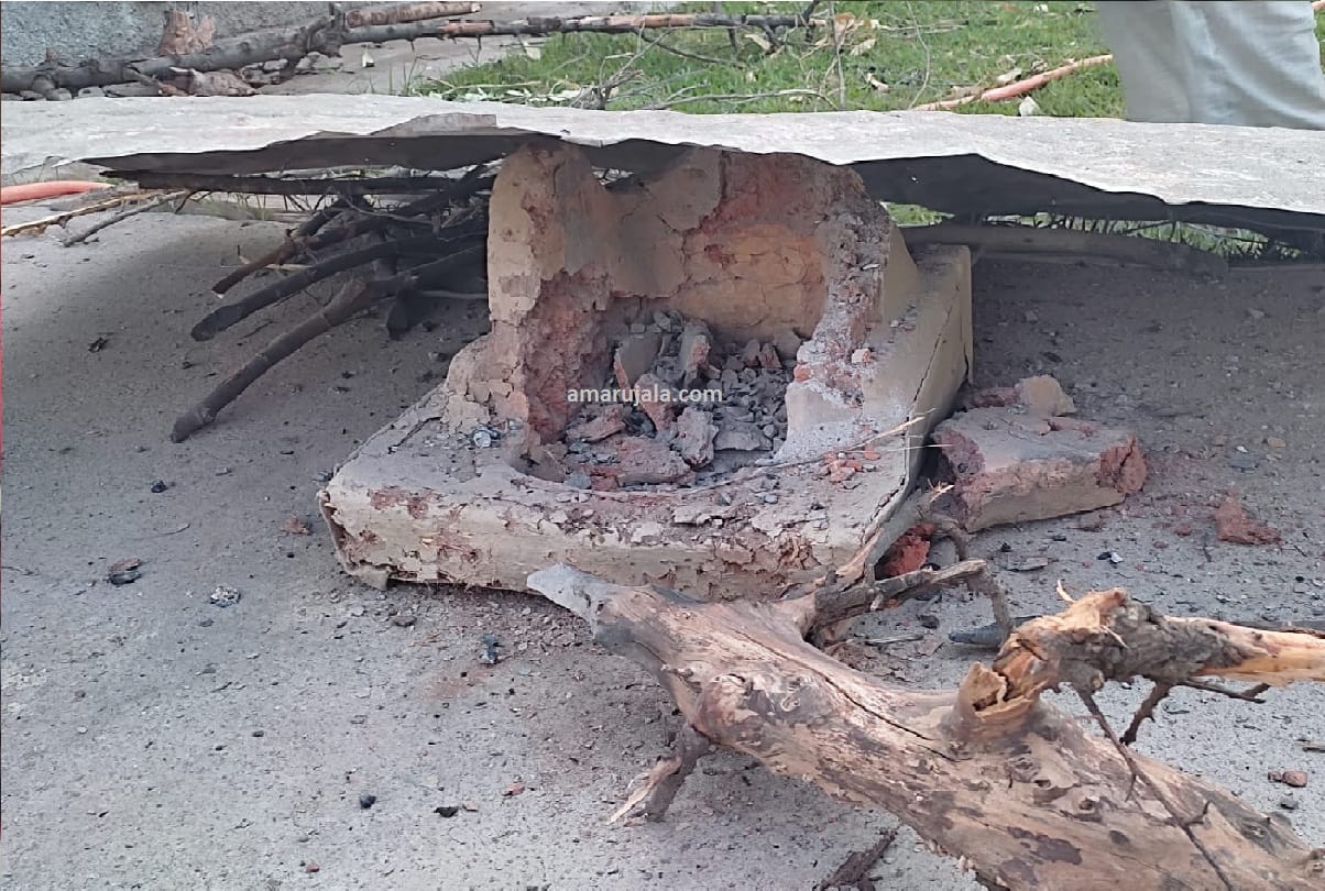 Mysterious blast ourside lady sarpanch s house in a village at Rajouri