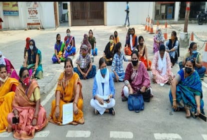 Harassment case in SRN: Women gheraoed IG office for second day to register case