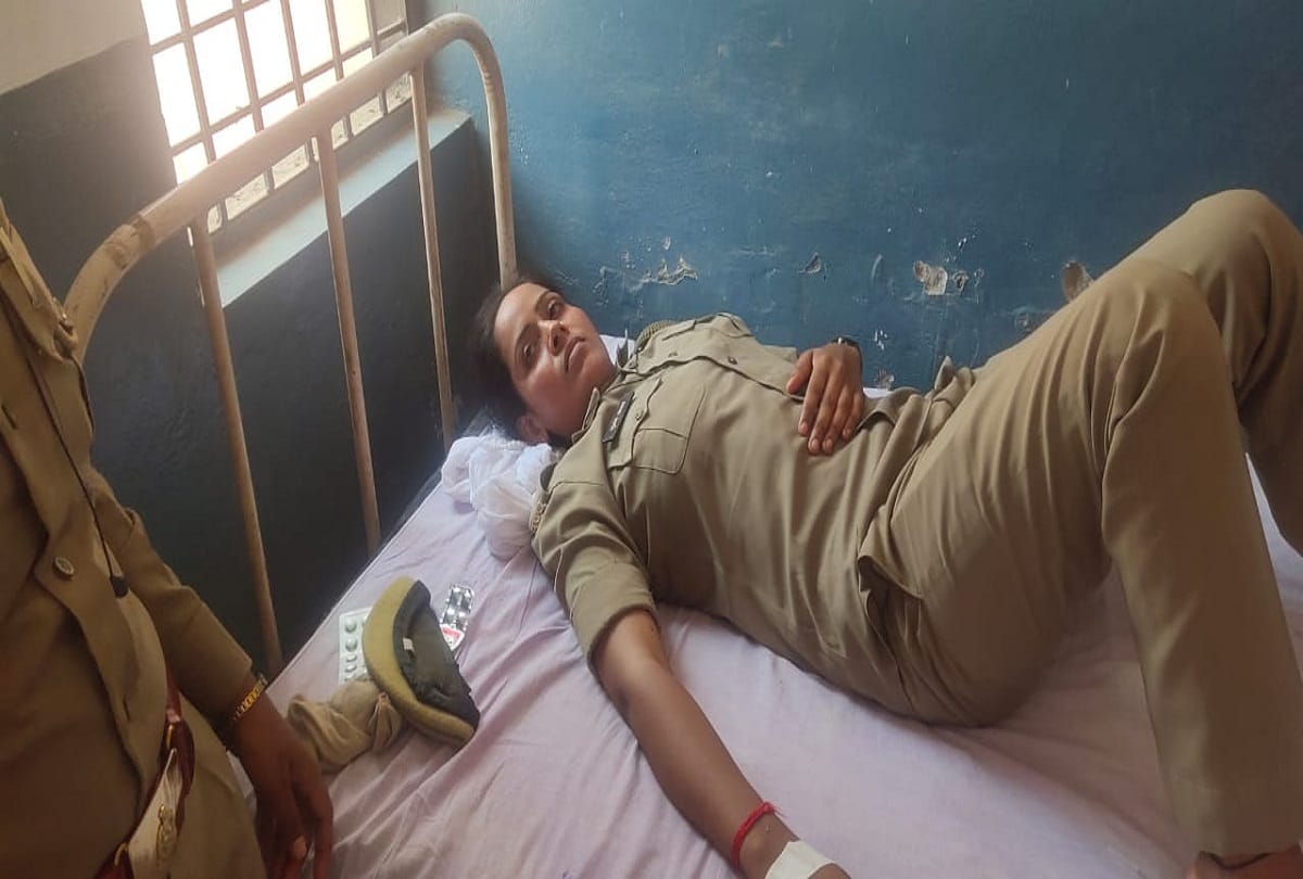 Three constables injured in stone attack on police for refusing to mark Ghazi Mian's dargah