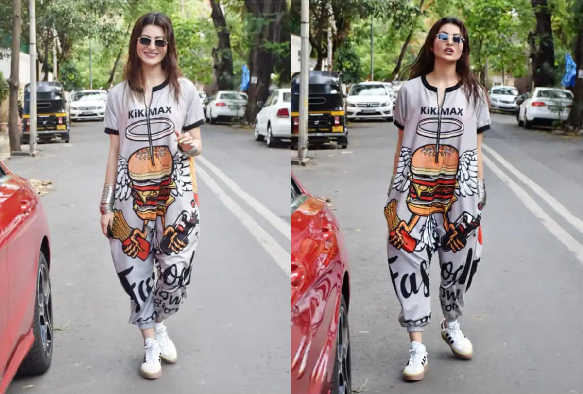 urvashi rautela show style in ripped jeans with crop top