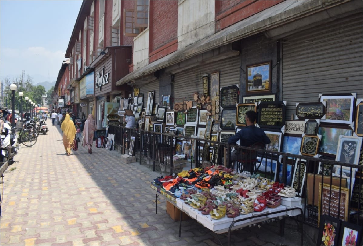 coronavirus in jammu kashmir and Jammu city market view