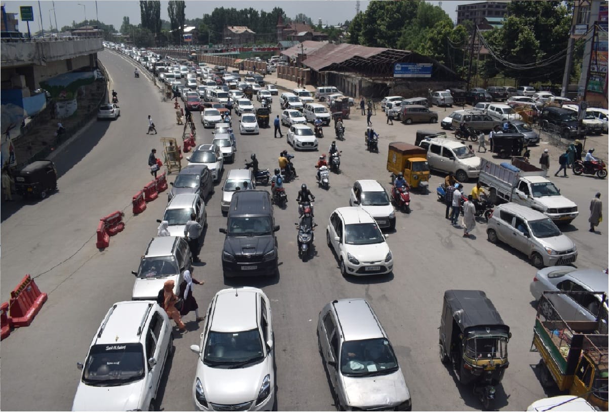 coronavirus in jammu kashmir and Jammu city market view