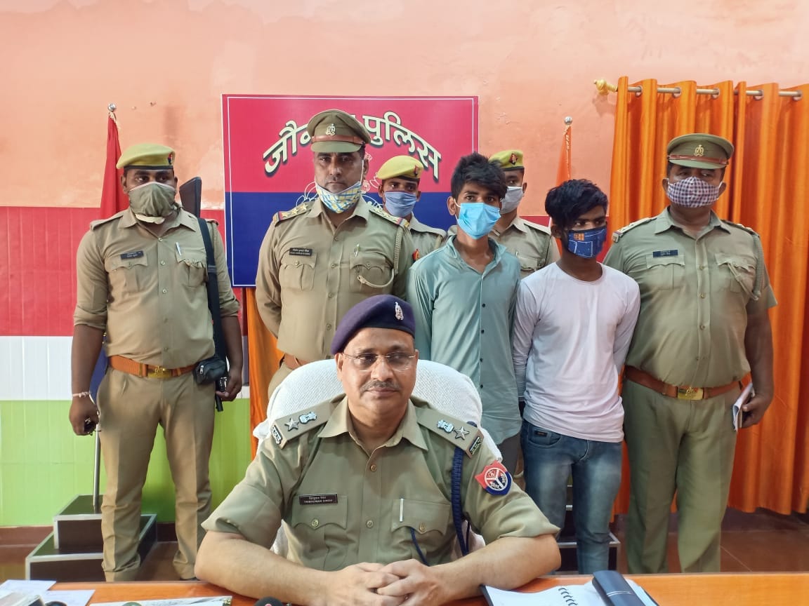 two awarded criminal arrested in jaunpur petrol pump robbery case they executed the crime in film style