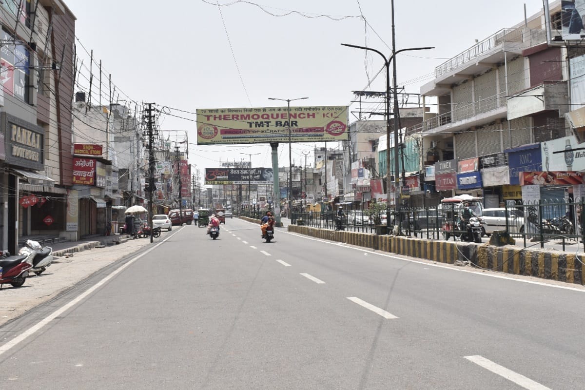 corona curfew in Meerut: Traders have warned the administration to open the market