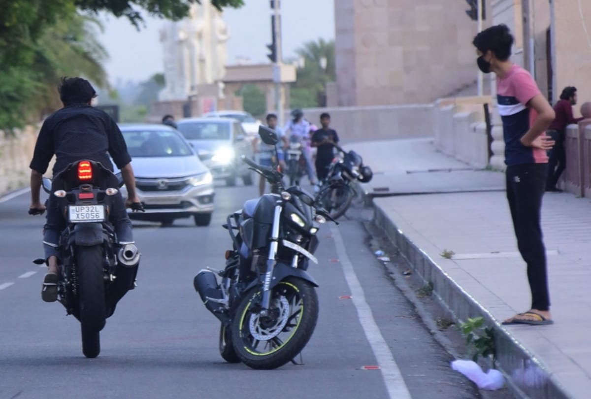 Action against bikers for doing stunt near ACP office in Lucknow.
