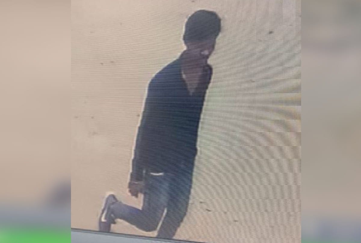 Thief stole jewelry and cash from policeman house in agra