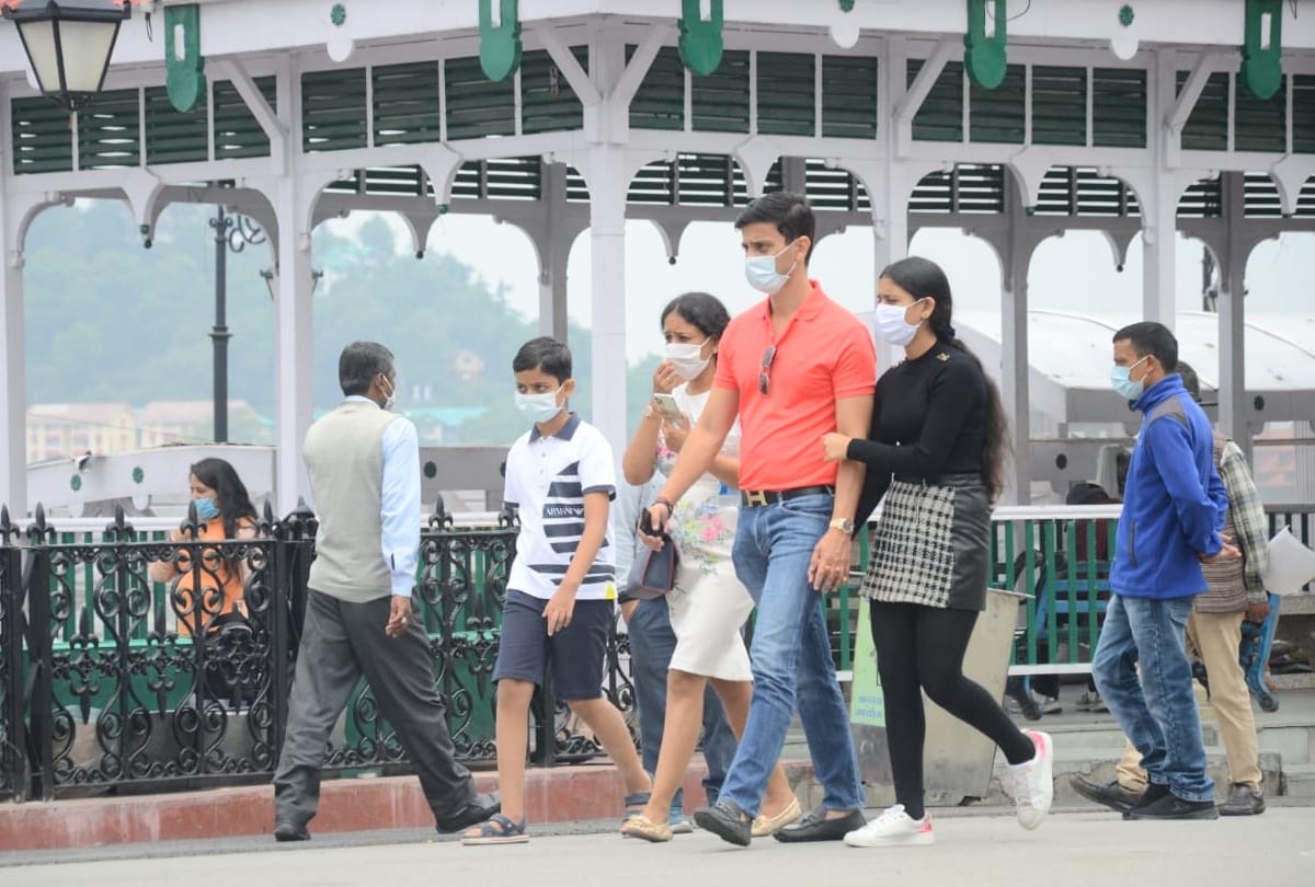 After two months tourists started reaching Hills Queen Shimla himachal