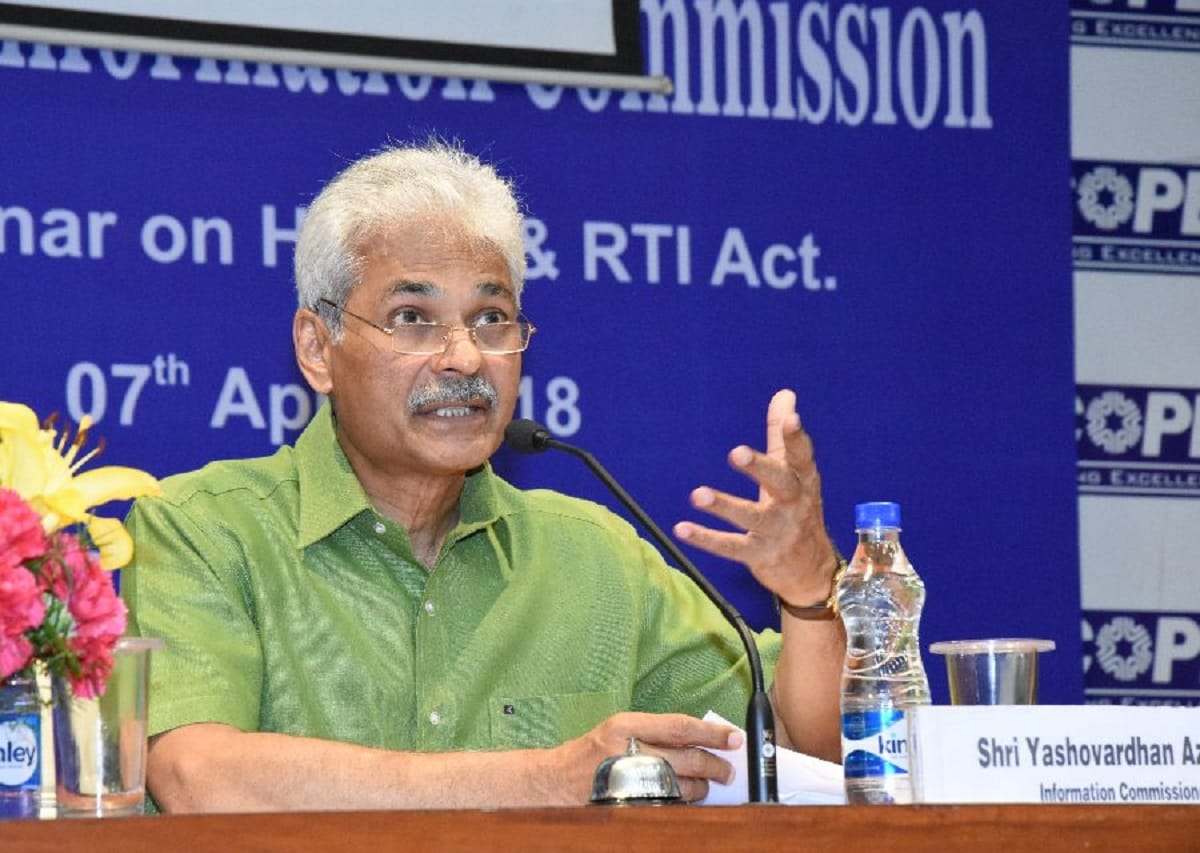 Former IPS Yashovardhan Azad said - retired bureaucrats should speak fiercely on issues and do not hide his experience from the country