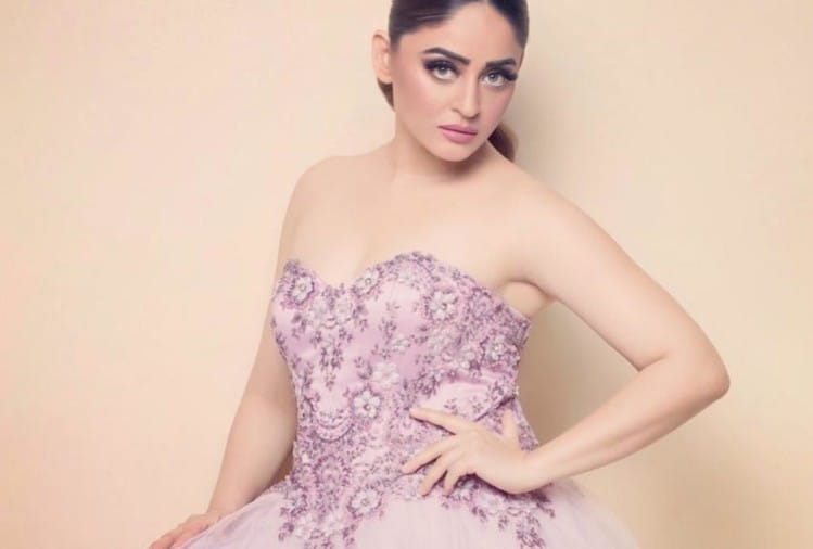 Jay Bhanushali and Mahhi Vij daughter Tara diagnosed with influenza A flu hospitalised