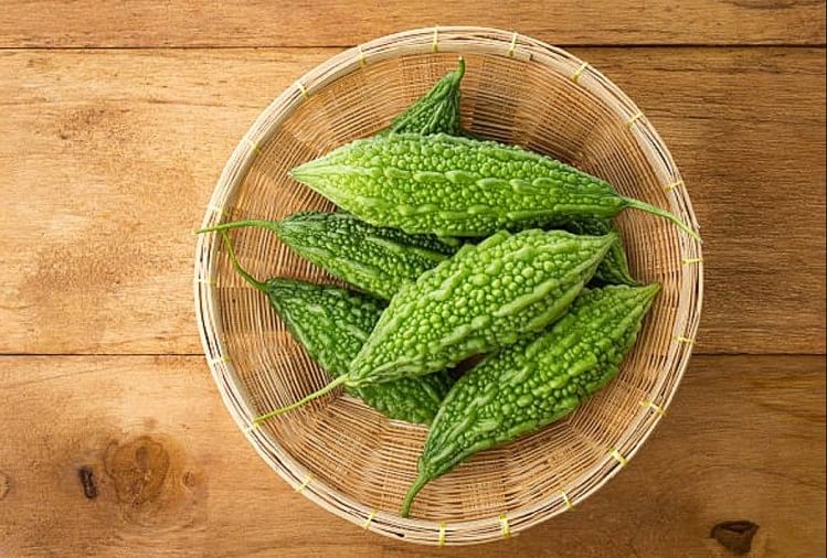 Bitter Gourd Benefits And Side Effects Karela Ke Fayde Aur Nuksan In Hindi