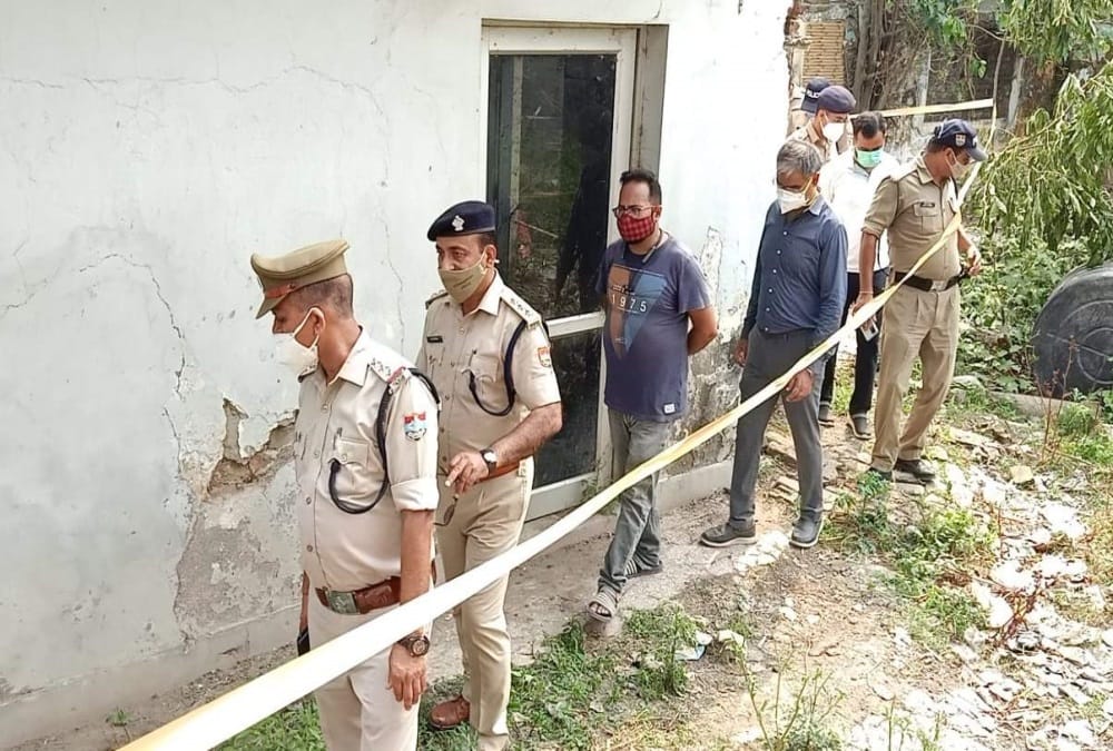 Uttarakhand News: Human Skeleton found in Builders Old house in Rishikesh Photos